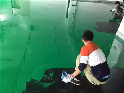 鹿城下面给你一份环氧地坪漆施工的完整流程